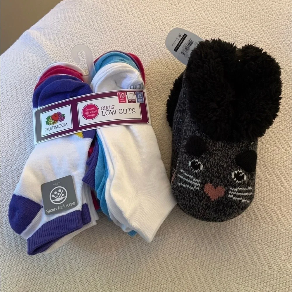 Girls Sz 4-10 Socks & Slipper Socks